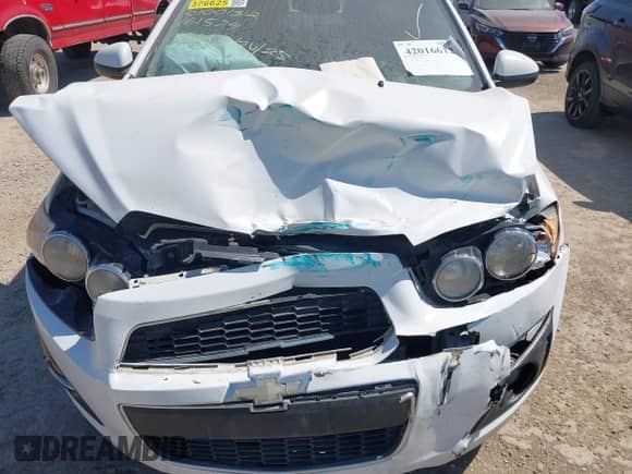 2013 Chevrolet Sonic LTZ с VIN 1G1JE5SHXD4161579, выставлен на аукционе IAAI как лот 42016612 с пробегом 248 875 миль миль и . История ставок и продаж доступна на DreamBid. Изображение 6.
