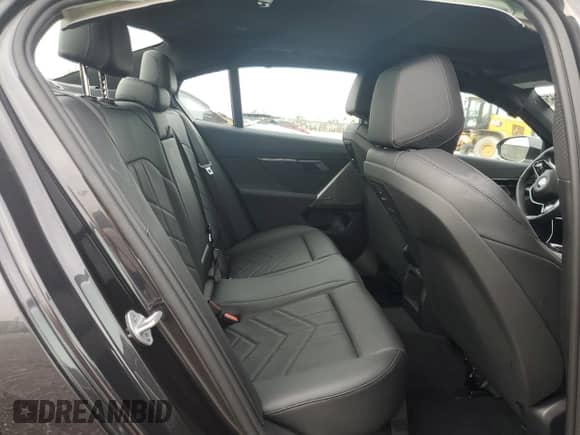 2025 BMW 5 Series 530i с VIN WBA43FJ03SCU25866, выставлен на аукционе Copart как лот 59765385 с пробегом 6 292 миль миль и Чистый • Clean title. История ставок и продаж доступна на DreamBid. Изображение 10.