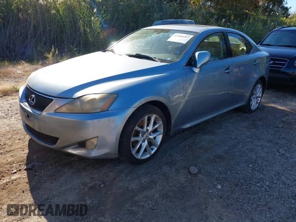 2006 Lexus IS 250 с VIN JTHCK262762007132, выставлен на аукционе IAAI как лот 43480007 с пробегом 256 132 миль миль и . История ставок и продаж доступна на DreamBid. Изображение 2.