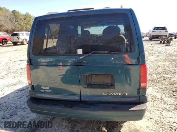 1999 Chevrolet Astro с VIN 1GNDM19W2XB128376, выставлен на аукционе Copart как лот 46352705 с пробегом 271 255 миль миль и Списание • Salvage title. История ставок и продаж доступна на DreamBid. Изображение 6.