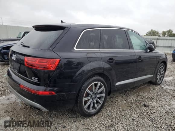 2017 Audi Q7 Premium Plus with VIN WA1LAAF75HD004631, listed as a Copart auction lot 85519485 with 128,435 mi miles and Clean title. Bid and sale history available at DreamBid. Image 3.