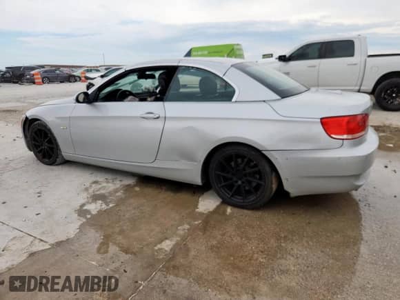 2007 BMW 3 Series 328i z VIN WBAWL13507PX16720, wystawiony jako Copart lot #68773895 z przebiegiem 91 223 mil mil oraz Szkoda całkowita • Salvage title. Historia ofert i sprzedaży dostępna na DreamBid. Obrazek 2.