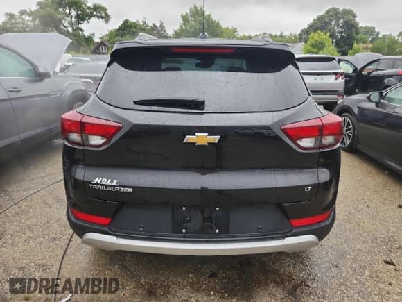 2022 Chevrolet TrailBlazer LT с VIN KL79MPS29NB115935, выставлен на аукционе Copart как лот 68840205 с пробегом 67 333 миль миль и На запчасти • Non repairable. История ставок и продаж доступна на DreamBid. Изображение 6.