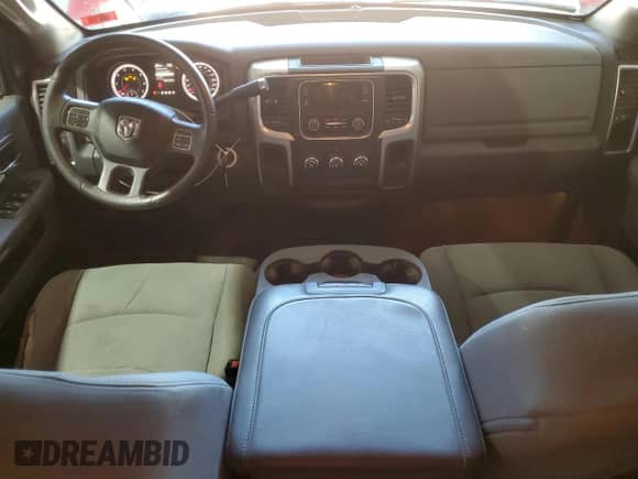 2013 Ram 1500 SLT z VIN 1C6RR6GP4DS603893, wystawiony jako Copart lot #71073235 z przebiegiem 196 182 mil mil oraz Czysty tytuł • Clean title. Historia ofert i sprzedaży dostępna na DreamBid. Obrazek 8.