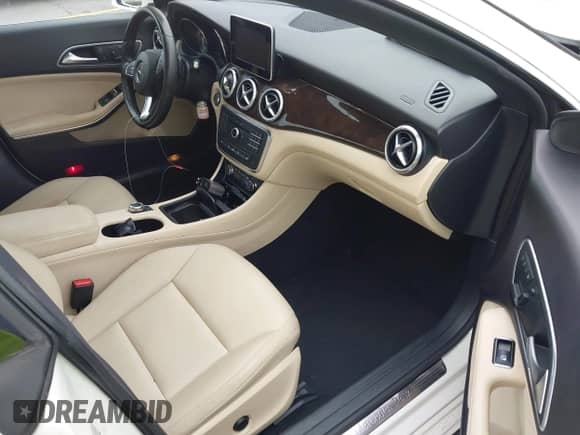 2015 Mercedes-Benz CLA 250 с VIN WDDSJ4EB9FN260731, выставлен на аукционе IAAI как лот 42904807 с пробегом 94 994 миль миль и . История ставок и продаж доступна на DreamBid. Изображение 5.