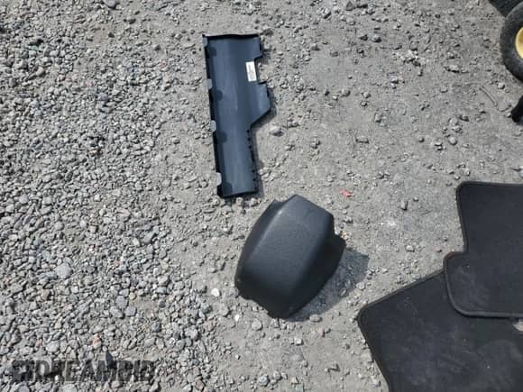 2016 Chevrolet Colorado 2WD WT с VIN 1GCHSBEA6G1235288, выставлен на аукционе Copart как лот 69110695 с пробегом 171 983 миль миль и Списание • Salvage title. История ставок и продаж доступна на DreamBid. Изображение 12.