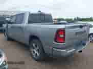 2025 Ram 1500 Tradesman с VIN 1C6RREGG7SN661339, выставлен на аукционе IAAI как лот 42337545 с пробегом 8 729 миль миль и . История ставок и продаж доступна на DreamBid. Изображение 3.