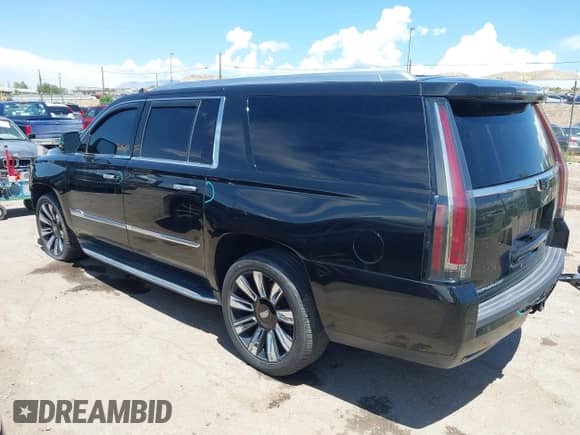 2016 Cadillac Escalade ESV Platinum с VIN 1GYS4KKJ6GR101106, выставлен на аукционе IAAI как лот 42869389 с пробегом 235 419 миль миль и . История ставок и продаж доступна на DreamBid. Изображение 15.