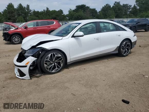 2023 Hyundai Ioniq 6 SEL с VIN KMHM34AC1PA022470, выставлен на аукционе Copart как лот 64264185 с пробегом 32 529 миль миль и Списание • Salvage title. История ставок и продаж доступна на DreamBid. Изображение 1.