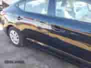 2019 Hyundai Elantra SE с VIN 5NPD74LF7KH420140, выставлен на аукционе IAAI как лот 41497750 с пробегом 68 588 миль миль и . История ставок и продаж доступна на DreamBid. Изображение 18.