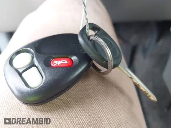 2000 Chevrolet Tahoe LS with VIN 1GNEK13T3YJ116379, listed as a IAAI auction lot 42728207 with 258,525 mi miles and . Bid and sale history available at DreamBid. Image 11.