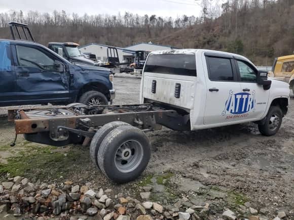 2021 Chevrolet Silverado 3500 с VIN 1GB4YSE76MF193564, выставлен на аукционе Copart как лот 78679303 с пробегом Не указан миль и Списание • Salvage title. История ставок и продаж доступна на DreamBid. Изображение 3.