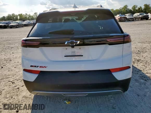 2023 Chevrolet Bolt EUV Premier с VIN 1G1FZ6S0XP4143145, выставлен на аукционе Copart как лот 84793895 с пробегом 10 976 миль миль и Списание • Salvage title. История ставок и продаж доступна на DreamBid. Изображение 6.