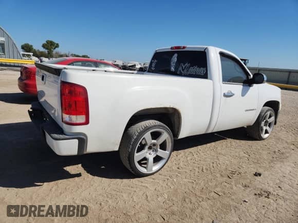 2007 GMC Sierra 1500 SLE1 with VIN 1GTEC14CX7Z641377, listed as a Copart auction lot 81898515 with Not provided miles and Salvage title. Bid and sale history available at DreamBid. Image 3.