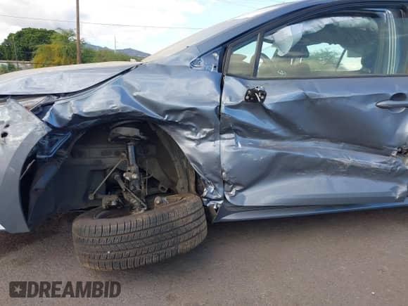 2021 Toyota Corolla LE with VIN JTDEPMAE7MJ147421, listed as a IAAI auction lot 43142290 with Not provided miles and . Bid and sale history available at DreamBid. Image 6.