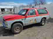 1984 Chevrolet Blazer z VIN 1G8CT18B1E8203630, wystawiony jako IAAI lot #42143372 z przebiegiem 15 mil mil oraz . Historia ofert i sprzedaży dostępna na DreamBid. Obrazek 2.