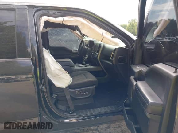 2015 Ford F-150 XL z VIN 1FTEW1EF8FFC86953, wystawiony jako IAAI lot #43186570 z przebiegiem 130 187 mil mil oraz . Historia ofert i sprzedaży dostępna na DreamBid. Obrazek 5.