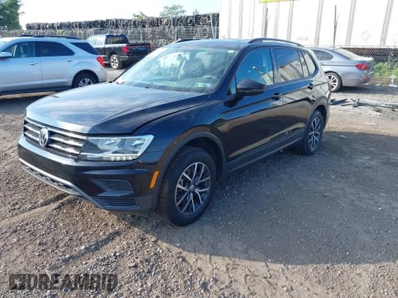 2021 Volkswagen Tiguan S with VIN 3VV0B7AX5MM000529, listed as a IAAI auction lot 42992048 with 58,362 mi miles and . Bid and sale history available at DreamBid. Image 2.