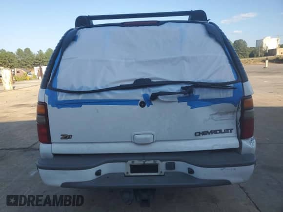 2002 Chevrolet Suburban Z71 с VIN 3GNFK16ZX2G216704, выставлен на аукционе Copart как лот 82005935 с пробегом 296 826 миль миль и Списание • Salvage title. История ставок и продаж доступна на DreamBid. Изображение 6.