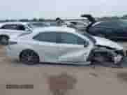 2023 Toyota Camry SE z VIN 4T1G11AK0PU140680, wystawiony jako IAAI lot #43113052 z przebiegiem 99 906 mil mil oraz . Historia ofert i sprzedaży dostępna na DreamBid. Obrazek 13.