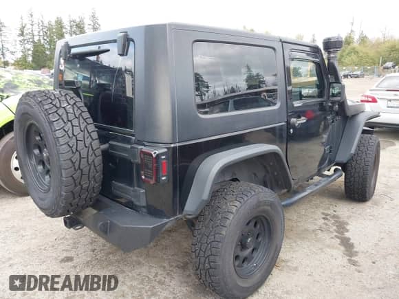 2008 Jeep Wrangler X с VIN 1J4FA24188L598610, выставлен на аукционе IAAI как лот 43572604 с пробегом 137 670 миль миль и . История ставок и продаж доступна на DreamBid. Изображение 4.