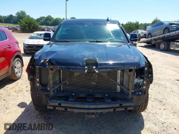 2015 Cadillac Escalade Platinum z VIN 1GYS4PKJ6FR695160, wystawiony jako IAAI lot #42664381 z przebiegiem 135 569 mil mil oraz . Historia ofert i sprzedaży dostępna na DreamBid. Obrazek 12.