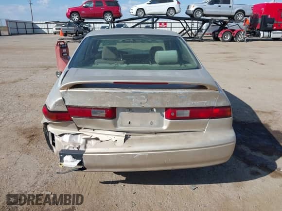 1997 Toyota Camry LE с VIN 4T1BG22K2VU119257, выставлен на аукционе IAAI как лот 43369344 с пробегом Не указан миль и . История ставок и продаж доступна на DreamBid. Изображение 6.