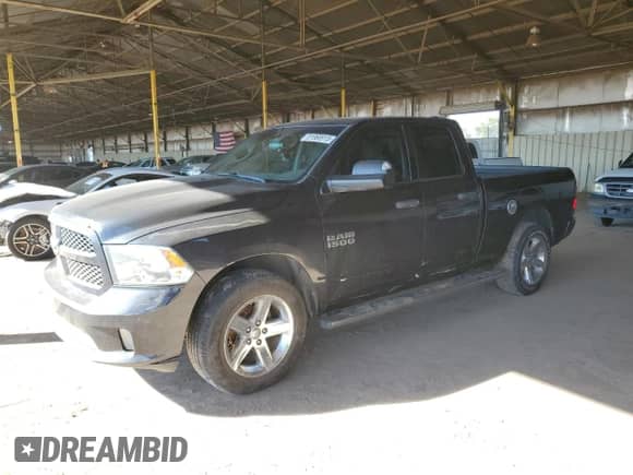 2015 Ram 1500 Tradesman z VIN 1C6RR7FG1FS760422, wystawiony jako Copart lot #81968915 z przebiegiem 150 342 mil mil oraz Szkoda całkowita • Salvage title. Historia ofert i sprzedaży dostępna na DreamBid. Obrazek 1.