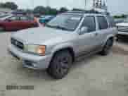 2002 Nissan Pathfinder SE with VIN JN8DR09Y62W729530, listed as a Copart auction lot 67353045 with 198,185 mi miles and Clean title. Bid and sale history available at DreamBid. Image 1.