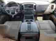 2018 Chevrolet Silverado 1500 LTZ z VIN 3GCUKSEJ2JG195475, wystawiony jako Copart lot #61949685 z przebiegiem Nie podano mil oraz Czysty tytuł • Clean title. Historia ofert i sprzedaży dostępna na DreamBid. Obrazek 8.