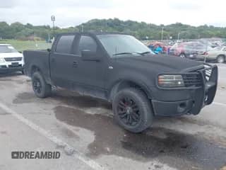 2007 Ford F-150 XLT z VIN 1FTPW14V27KD08701, wystawiony jako IAAI lot #43361245 z przebiegiem 165 022 mil mil oraz . Historia ofert i sprzedaży dostępna na DreamBid. Obrazek 1.