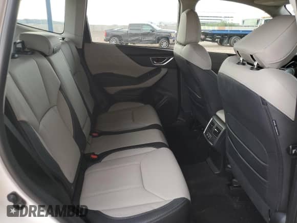 2024 Subaru Forester Limited z VIN JF2SKALCXRH460684, wystawiony jako Copart lot #82343465 z przebiegiem 7 711 mil mil oraz Szkoda całkowita • Salvage title. Historia ofert i sprzedaży dostępna na DreamBid. Obrazek 11.