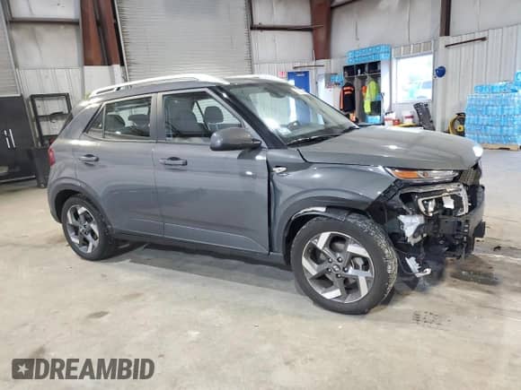 2024 Hyundai Venue SEL с VIN KMHRC8A35RU289576, выставлен на аукционе Copart как лот 56258335 с пробегом 21 826 миль миль и Списание • Salvage title. История ставок и продаж доступна на DreamBid. Изображение 4.