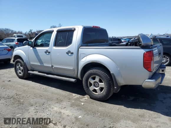 2007 Nissan Frontier LE with VIN 1N6AD07W07C448134, listed as a Copart auction lot 51992135 with 136,387 mi miles and Clean title. Bid and sale history available at DreamBid. Image 2.