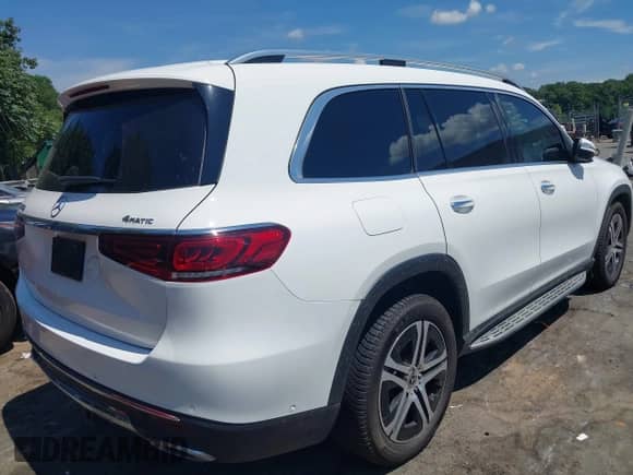 2021 Mercedes-Benz GLS 450 with VIN 4JGFF5KE3MA443561, listed as a IAAI auction lot 42874228 with 62,048 mi miles and . Bid and sale history available at DreamBid. Image 4.