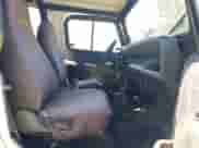 1994 Jeep Wrangler S с VIN 1J4FY19P9RP438376, выставлен на аукционе IAAI как лот 41751057 с пробегом 165 407 миль миль и . История ставок и продаж доступна на DreamBid. Изображение 5.