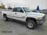 1998 Dodge 2500 with VIN 3B7KF22D7WG138206, listed as a Copart auction lot 53313395 with 333,521 mi miles and Salvage title. Bid and sale history available at DreamBid. Image 4.