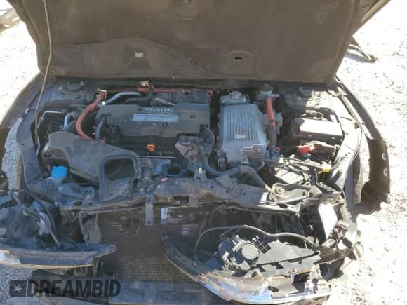 2015 Honda Accord Touring z VIN 1HGCR6F74FA003904, wystawiony jako Copart lot #82199665 z przebiegiem 132 016 mil mil oraz Szkoda całkowita • Salvage title. Historia ofert i sprzedaży dostępna na DreamBid. Obrazek 11.