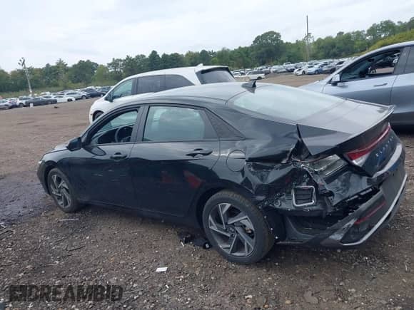 2025 Hyundai Elantra SEL Sport с VIN KMHLM4DG6SU928435, выставлен на аукционе IAAI как лот 43274661 с пробегом 5 619 миль миль и . История ставок и продаж доступна на DreamBid. Изображение 14.