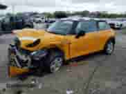 2015 MINI Hardtop with VIN WMWXM5C59FT974331, listed as a Copart auction lot 54525415 with 44,361 mi miles and Non repairable. Bid and sale history available at DreamBid. Image 1.