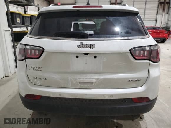 2024 Jeep Compass Latitude with VIN 3C4NJDBN0RT146367, listed as a Copart auction lot 41695345 with 20,951 mi miles and Salvage title. Bid and sale history available at DreamBid. Image 6.
