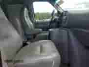 2005 Ford Econoline Cargo с VIN 1FTRE14L65HA39140, выставлен на аукционе Copart как лот 65235115 с пробегом 205 445 миль миль и Чистый • Clean title. История ставок и продаж доступна на DreamBid. Изображение 11.