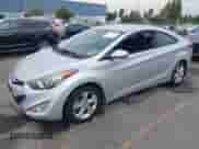 2013 Hyundai Elantra GS z VIN KMHDH6AE6DU013448, wystawiony jako IAAI lot #42773244 z przebiegiem 109 086 mil mil oraz . Historia ofert i sprzedaży dostępna na DreamBid. Obrazek 17.