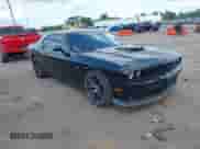 2018 Dodge Challenger R/T Scat Pack z VIN 2C3CDZFJ6JH149763, wystawiony jako IAAI lot #42323524 z przebiegiem 41 757 mil mil oraz . Historia ofert i sprzedaży dostępna na DreamBid. Obrazek 1.