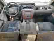 2007 Chevrolet Silverado 2500HD 2LT z VIN 1GCHK23687F506319, wystawiony jako Copart lot #67235385 z przebiegiem 182 255 mil mil oraz Szkoda całkowita • Salvage title. Historia ofert i sprzedaży dostępna na DreamBid. Obrazek 8.