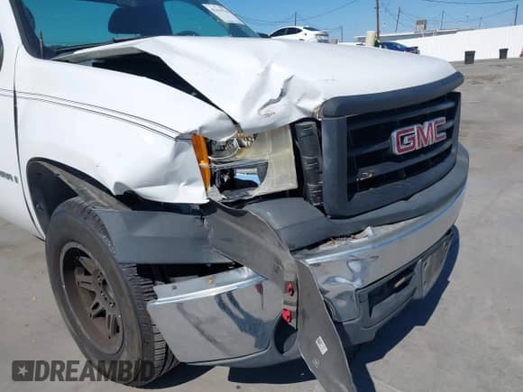 2007 GMC Sierra 1500 Work Truck with VIN 1GTEC14X87Z599018, listed as a IAAI auction lot 43419520 with 154,065 mi miles and . Bid and sale history available at DreamBid. Image 6.