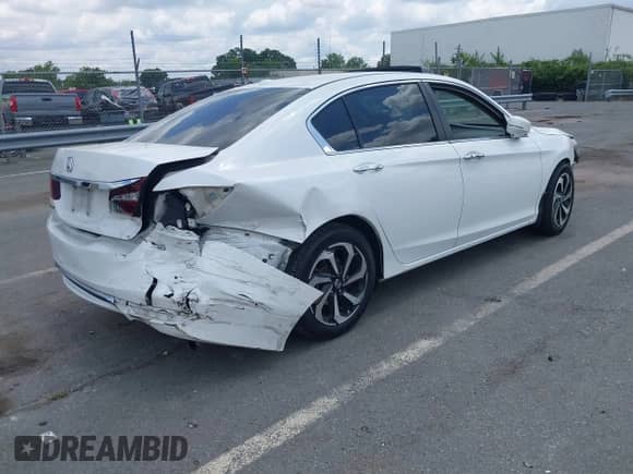 2017 Honda Accord EX-L with VIN 1HGCR2F83HA038843, listed as a IAAI auction lot 42743373 with 280,774 mi miles and . Bid and sale history available at DreamBid. Image 4.