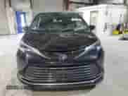 2023 Toyota Sienna Platinum с VIN 5TDESKFCXPS107819, выставлен на аукционе Copart как лот 65938965 с пробегом 17 020 миль миль и Списание • Salvage title. История ставок и продаж доступна на DreamBid. Изображение 5.