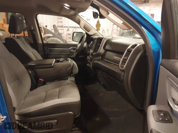 2020 Ram 1500 Big Horn with VIN 1C6RRFFG0LN317246, listed as a IAAI auction lot 41111564 with 141,503 mi miles and . Bid and sale history available at DreamBid. Image 5.