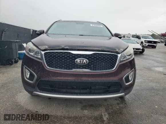 2016 Kia Sorento EX с VIN 5XYPHDA1XGG025045, выставлен на аукционе Copart как лот 81839255 с пробегом 179 619 миль миль и Списание • Salvage title. История ставок и продаж доступна на DreamBid. Изображение 5.